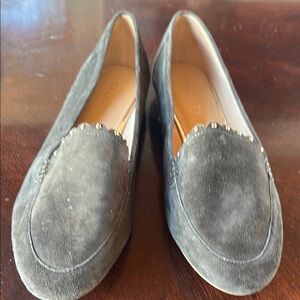 COPY - Women’s olive green suede shoes. Size 11 
Minor wear